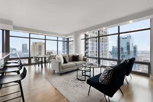 100 E 14th St, Chicago, IL 60605 - Photo 3