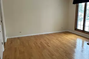 12 Queens Ct, Westchester, IL 60154 - Photo 11