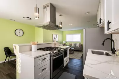 703 Yates Avenue, Romeoville, IL 60446 - Photo 9