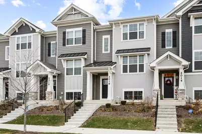 2016 Yellowstone Boulevard, Mundelein, IL 60060 - Photo 1