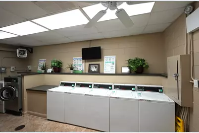 601 E 32nd Street #400, Chicago, IL 60616 - Photo 25