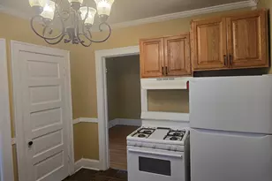 1810 Hutchins Ave, Rockford, IL 61104 - Photo 3