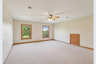 9804 Palmer Drive, Lakewood, IL 60014 - Photo 37