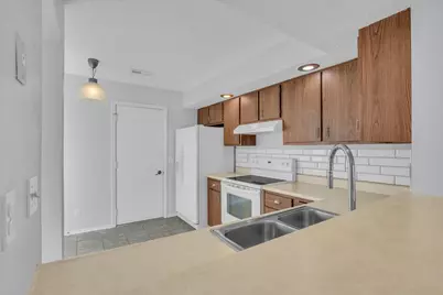 1306 Lancaster Drive #0, Champaign, IL 61821 - Photo 9