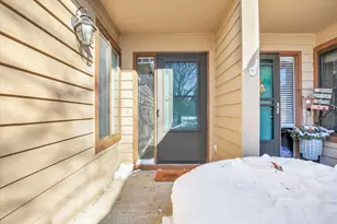 1306 Lancaster Dr, Champaign, IL 61821 - Photo 3