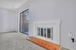 1306 Lancaster Dr, Champaign, IL 61821 - Photo 15