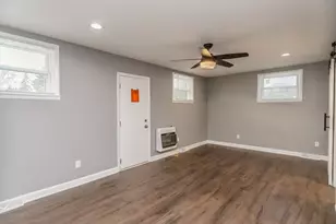 8500 S Prairie Ave, Chicago, IL 60619 - Photo 13