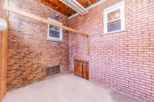 8500 S Prairie Ave, Chicago, IL 60619 - Photo 27