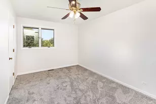 6345 Parkwood Ct, Oak Forest, IL 60452 - Photo 15