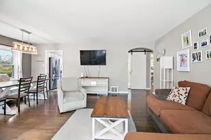 18524 Gottschalk Ave, Homewood, IL 60430 - Photo 5