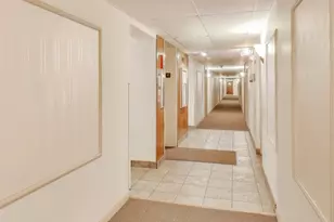 512 Redondo Dr, Downers Grove, IL 60516 - Photo 3