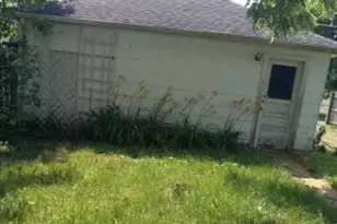 203 N Oak St, Herscher, IL 60941 - Photo 3