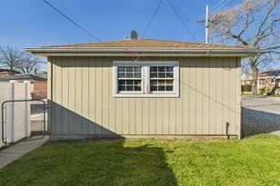 3200 S 54th Ave, Cicero, IL 60804 - Photo 25