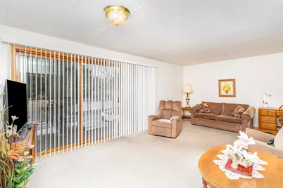 4920 W 134th Court #207, Crestwood, IL 60418 - Photo 3