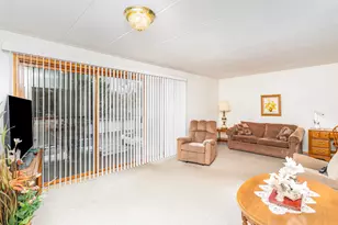 4920 W 134th Ct, Crestwood, IL 60418 - Photo 3