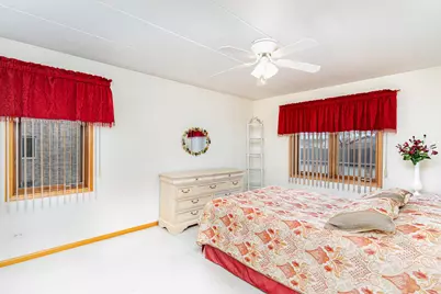 4920 W 134th Court #207, Crestwood, IL 60418 - Photo 9