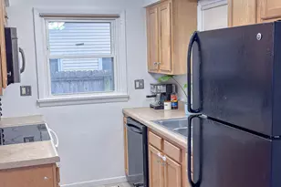 1709 W William St, Champaign, IL 61821 - Photo 9