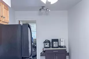 1709 W William St, Champaign, IL 61821 - Photo 7