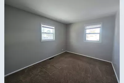 25151 W Lincoln Drive, Lake Villa, IL 60046 - Photo 13