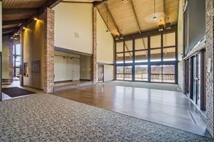 301 Lake Hinsdale Dr, Willowbrook, IL 60527 - Photo 23