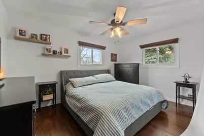 572 Maple Avenue, Lisle, IL 60532 - Photo 9