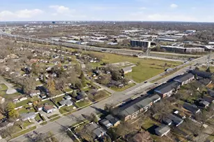 572 Maple Ave, Lisle, IL 60532 - Photo 37