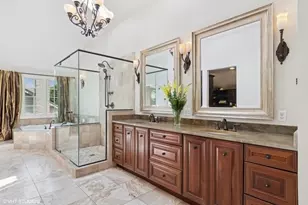 8S241 Dunham Dr, Naperville, IL 60540 - Photo 13