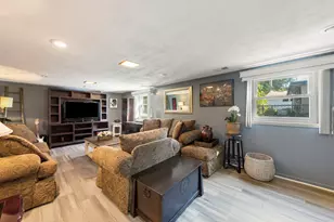 5628 W Hawthorne Ave, Berkeley, IL 60163 - Photo 13