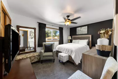 5628 W Hawthorne Avenue, Berkeley, IL 60163 - Photo 9