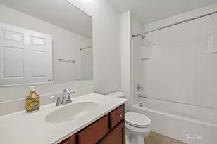 2528 Dunraven Ave, Naperville, IL 60540 - Photo 23