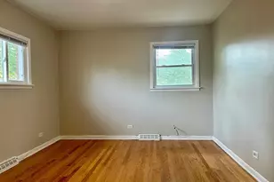 529 E 166th Pl, South Holland, IL 60473 - Photo 7