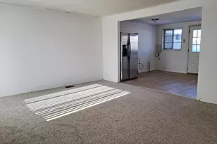 4308 W 87th Pl, Hometown, IL 60456 - Photo 3