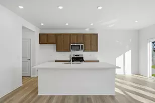 269 Red Oak Cir, Volo, IL 60020 - Photo 3