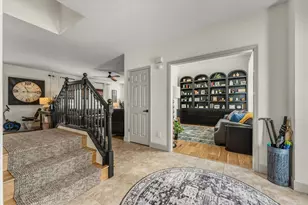 4708 Horse Creek Dr, Champaign, IL 61822 - Photo 7