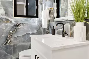 5625 W Leland Ave, Chicago, IL 60630 - Photo 15