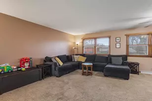 4821 Danforth Dr, Rockford, IL 61114 - Photo 5