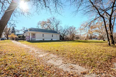 12410 S Parnell Avenue, Chicago, IL 60628 - Photo 3