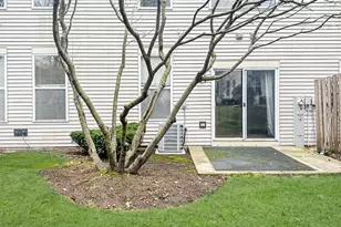 1533 Keystone Ct, Elgin, IL 60120 - Photo 17