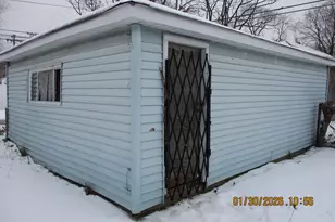 8731 S Throop St, Chicago, IL 60620 - Photo 5