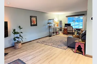 6725 Foxtree Avenue, Woodridge, IL 60517 - Photo 5