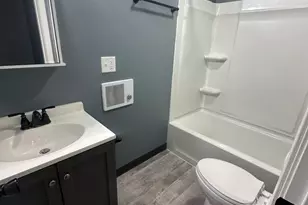 530 E 3rd St, Coal City, IL 60416 - Photo 5