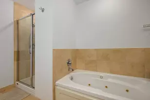 520 N Halsted St, Chicago, IL 60642 - Photo 13