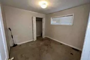 9315 S East End Ave, Chicago, IL 60617 - Photo 11