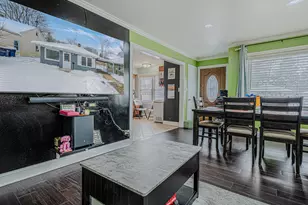 [Address not provided], Waukegan, IL 60085 - Photo 5