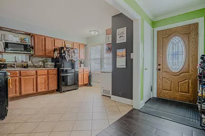 [Address not provided], Waukegan, IL 60085 - Photo 11