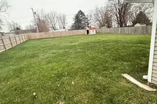 412 Hillcrest Ave, Rochelle, IL 61068 - Photo 5