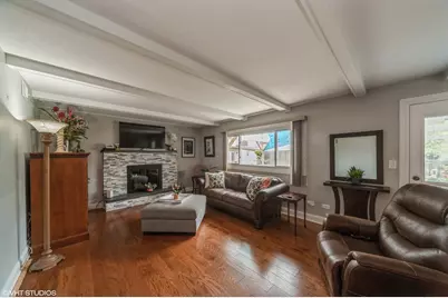 1049 Peace Drive, Wheeling, IL 60090 - Photo 13