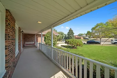 13952 S Oak Ridge Drive, Homer Glen, IL 60491 - Photo 5