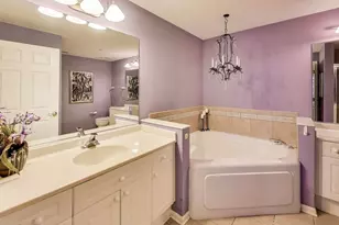 131 W Adelaide St, Elmhurst, IL 60126 - Photo 21