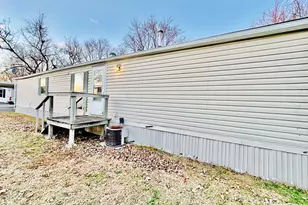 418 Carriage Lane Estates, Streator, IL 61364 - Photo 5